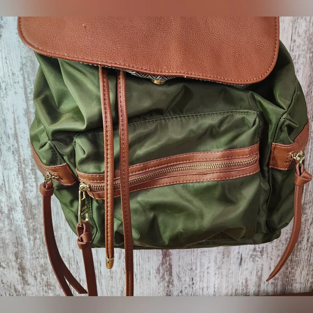 Steve Madden Green and Brown Backpack - Picture 6 of 16